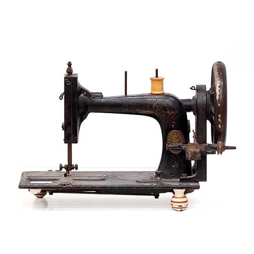 Sub.:34 - Lote: 225 -  M�quina de coser