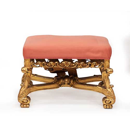 Sub.:34 - Lote: 170 -  Banqueta alfonsina dorada a juego con el lote anterior