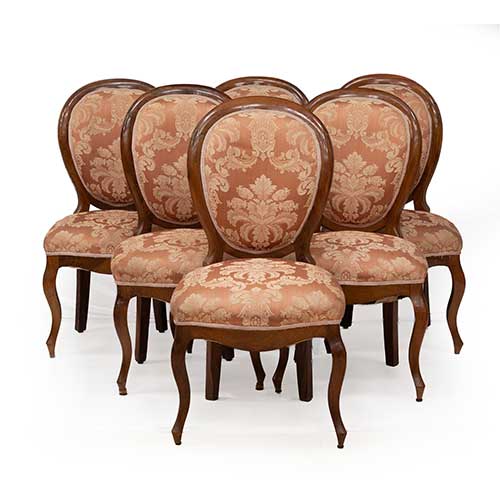 Sub.:34 - Lote: 153 -  Seis sillas isabelinas en madera nogal S. XIX