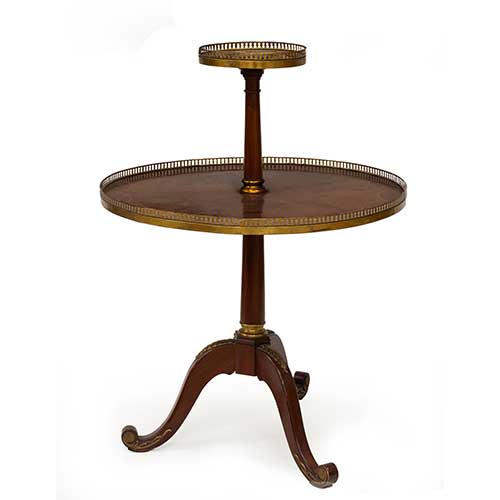 Sub.:34 - Lote: 175 -  Mesa auxiliar de dos alturas en chapeado de palo rosa y filo de limoncillo