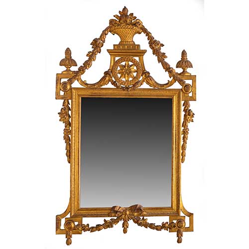 Sub.:34 - Lote: 176 -  Gran espejo en madera tallada y dorada con cest�n y guirnaldas Carlos IV