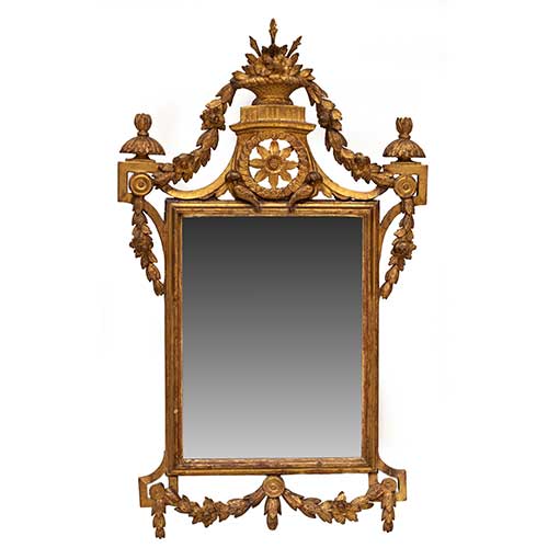 Sub.:34 - Lote: 217 -  Espejo Carlos IV en madera tallada y dorada Siglo XVIII
