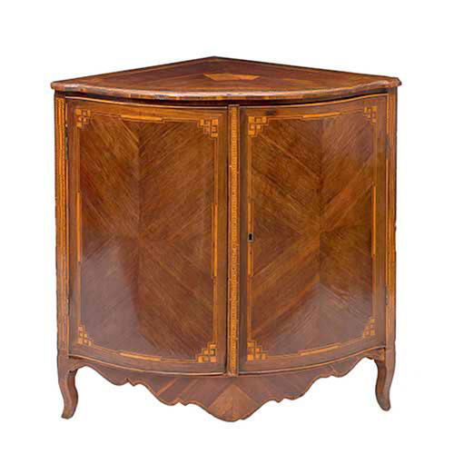 Sub.:35 - Lote: 149 -  Rinconera mallorquina de poca transicin con dos puertas, en madera de palo rosa y marquetera perimetral con doble lazada en limoncillo