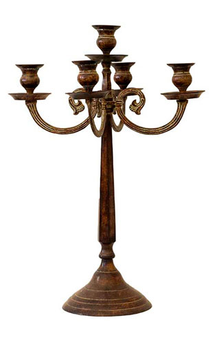 Sub.:35 - Lote: 312 -  Aplique de pared realizado en bronce con tulipa con forma de llama