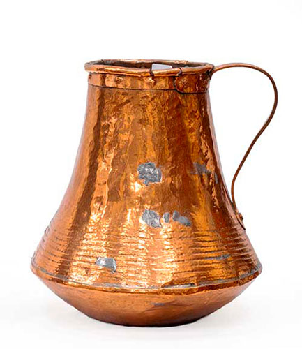 Sub.:35 - Lote: 246 -  C�ntaro, medida en cobre con asa firmada 1787