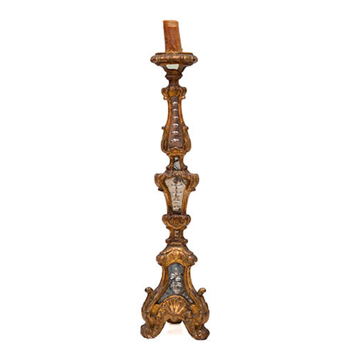 Sub.:35 - Lote: 304 -  Hachero en madera dorada con espejos en el fuste S. XVIII