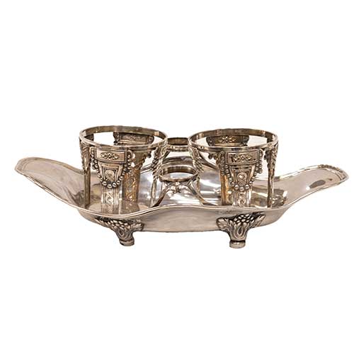 Sub.:36 - Lote: 167 -  Convoy de vinagreras en plata francesa del S. XVIII con punz�n de Par�s y platero