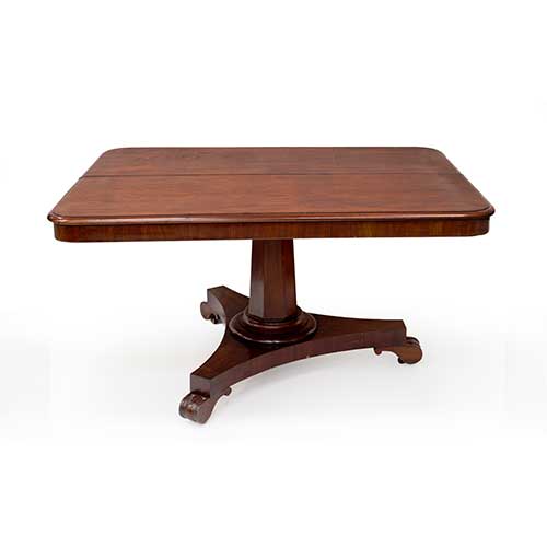 Sub.:36 - Lote: 185 -  Mesa en caoba de tapa basculante inglesa
