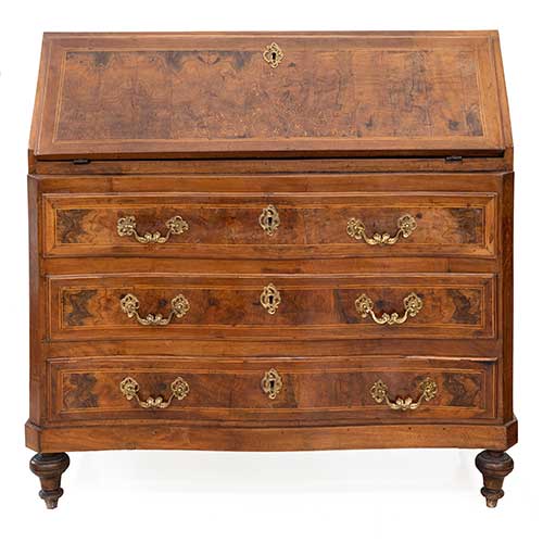 Sub.:36 - Lote: 213 -  Canterano en maderas de nogal, ra�z y cerezo, con taracea de boj