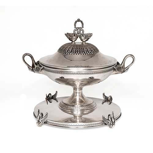 Sub.:36 - Lote: 158 -  Centro en plata modelo Imperio