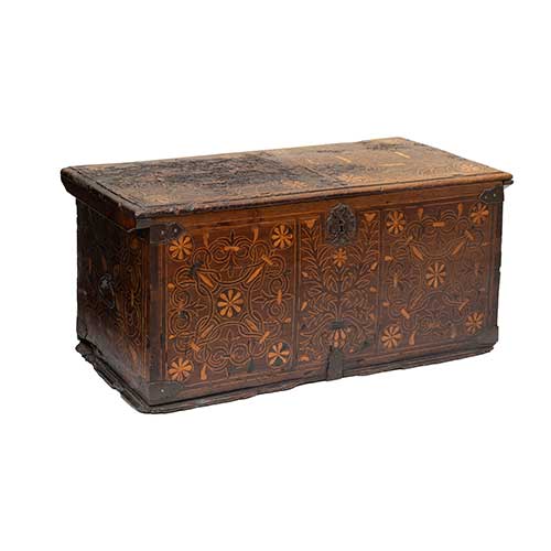 Sub.:36 - Lote: 154 -  Arqueta asturiana realizada en nogal y taracea de boj