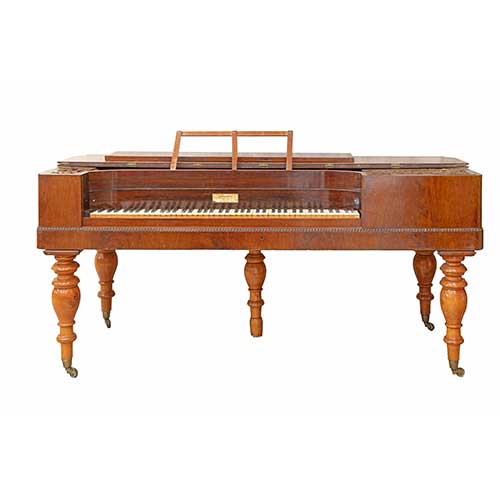 Sub.:36 - Lote: 245 -  Pianoforte Marca Samaniego Madrid