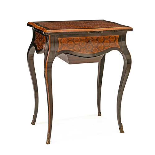 Sub.:36 - Lote: 169 -  Costurero de estilo Luis XV con marqueter�a hexagonal