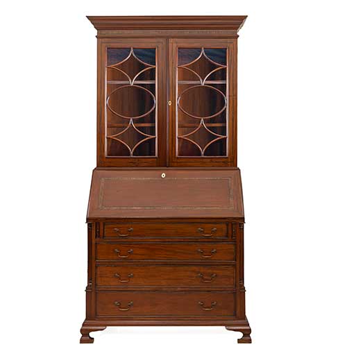 Sub.:36 - Lote: 246 -  Escritorio libreria de dos cuerpos .Parte superior de dos puertas acristaladas. Parte baja con cuatro cajones y tapa abatible