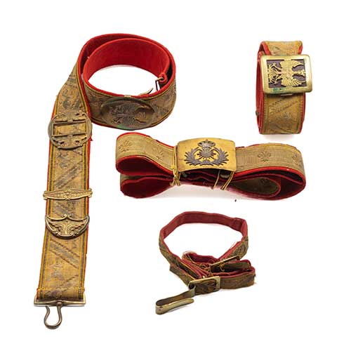 Sub.:36 - Lote: 324 -  Correaje militares