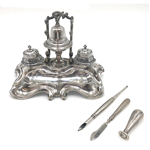 Sub.:37 - Lote: 1347 -  Escriban�a francesa en plata con punz�n minerva y marca de platero