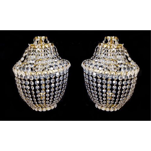 Sub.:37 - Lote: 304 -  Pareja de apliques de pared en bronce y cristal de tipo cest�n.