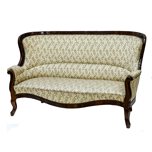 Sub.:38 - Lote: 1318 -  Sof� isabelino en madera de nogal