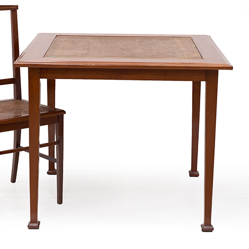 Sub.:38 - Lote: 1435 -  Mesa de juego en madera patinada, a�os 40