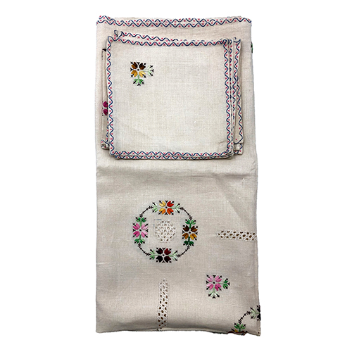 Sub.:38 - Lote: 1516 -  Mantel Lagartera en hilo bordado