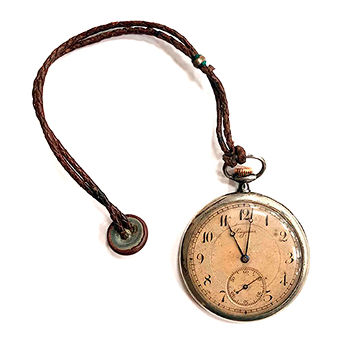 Sub.:38 - Lote: 1553 -  Reloj de bolsillo marca Longines en plata.