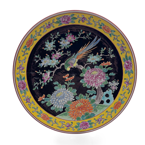 Sub.:38 - Lote: 1493 -  Plato en porcelana japonesa