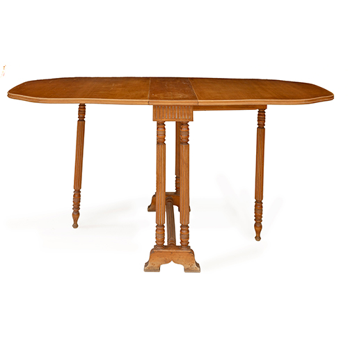 Sub.:38 - Lote: 1533 -  Mesa de alas