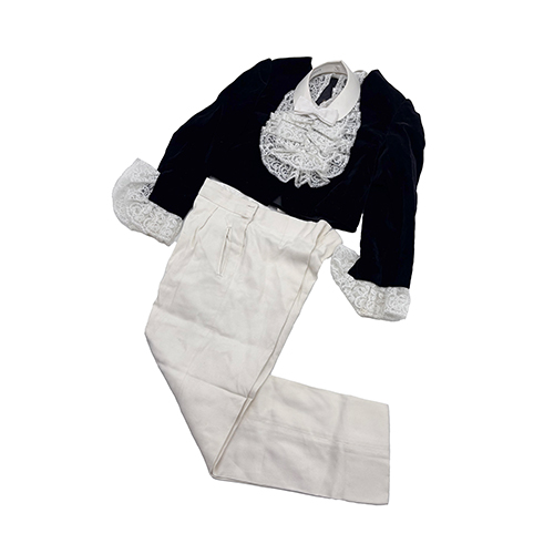 Sub.:38 - Lote: 1520 -  Traje antiguo de gala infantil