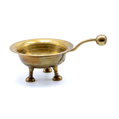 Sub.:38 - Lote: 1483 -  Brasero de mesa en bronce