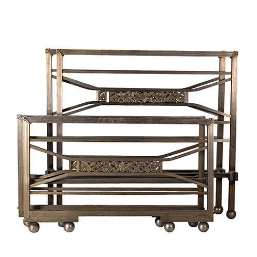 Sub.:38 - Lote: 219 -  Pareja de camas en metal.