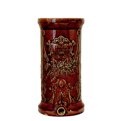 Sub.:38 - Lote: 342 -  Filtro de cer�mica vidriada con inscripci�n 