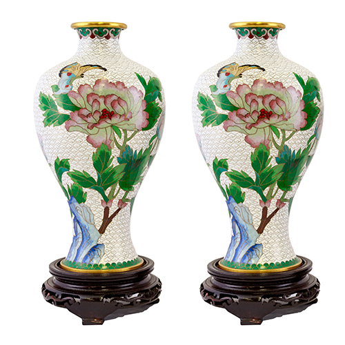 Sub.:38 - Lote: 1398 -  Pareja de jarrones cloisson� con decoraci�n floral