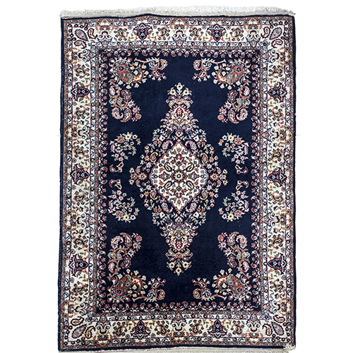 Sub.:38 - Lote: 1283 -  Alfombra tipo persa, siguiendo modelos de las alfombras de la tradici�n de Feraghan