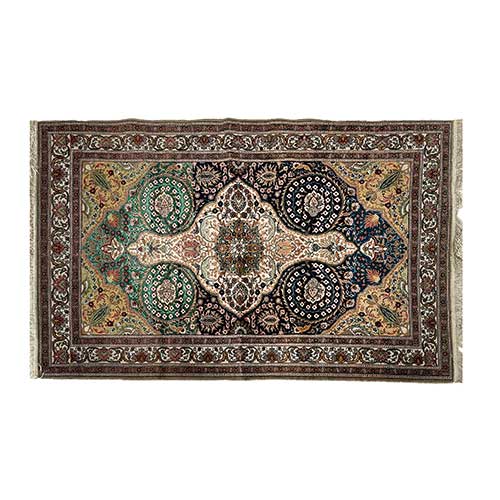 Sub.:39 - Lote: 299 -  Alfombra persa en lana