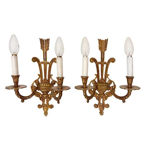 Sub.:39 - Lote: 325 -  Pareja de apliques estilo Luis XVI en bronce