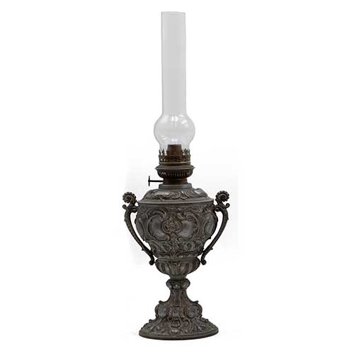 Sub.:39 - Lote: 313 -  Quinqu� con base de calamina