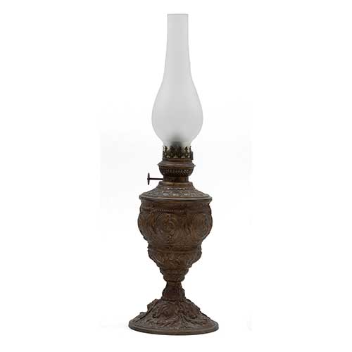 Sub.:39 - Lote: 315 -  Quinqu� con base de calamina