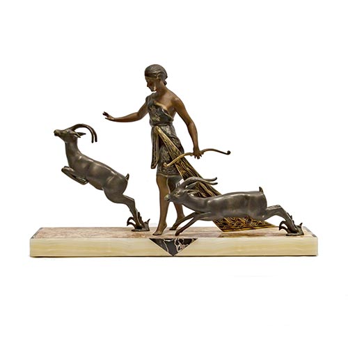 Sub.:4-On - Lote: 171 -  Cazadora con ant�lopes