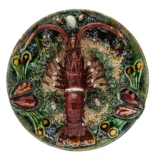 Sub.:4-On - Lote: 317 -  Plato decorativo en cer�mica portuguesa de Caldas de Rainha con figura de langosta. Principios de s. XX.