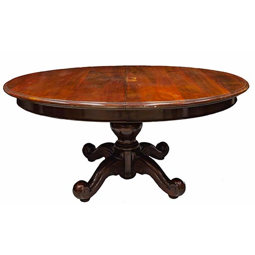 Sub.:4-On - Lote: 3 -  Mesa de comedor madera oscura con pie central.