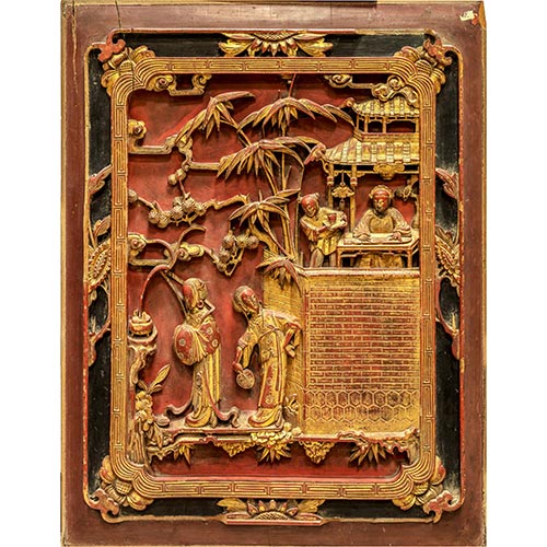 Sub.:4-On - Lote: 155 -  Relieve japon�s realizado en madera policromada con detalles dorados.