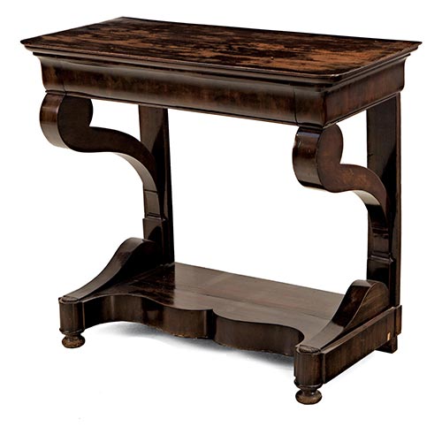 Sub.:4-On - Lote: 22 -  Consola Reina Gobernadora en madera patinada, s. XIX. Con caj�n en cintura. Desperfectos en la tapa.