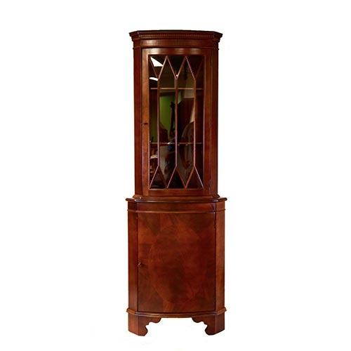 Sub.:4-On - Lote: 42 -  Rinconera en madera patinada estilo ingl�s.