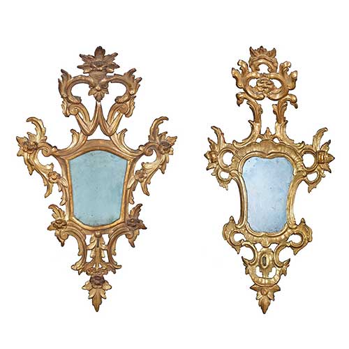 Sub.:4 - Lote: 1451 -  Lote de dos cornucopias con espejo en madera tallada y dorada, S.XIX. 