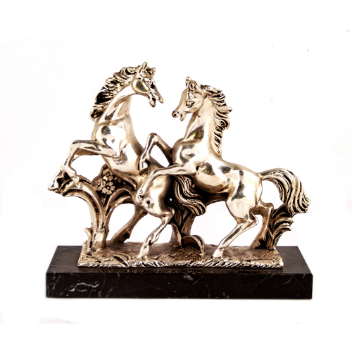 Sub.:4 - Lote: 1288 -  Escultura de caballos