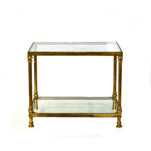 Sub.:4 - Lote: 1397 -  Mesa baja en lat�n y cristal.