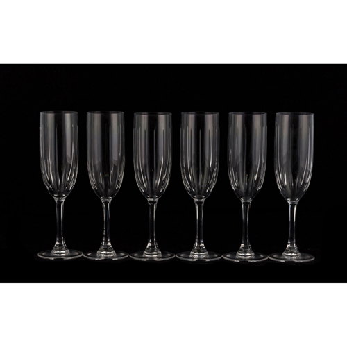 Sub.:4 - Lote: 1462 -  Seis copas de champ�n en cristal tallado.