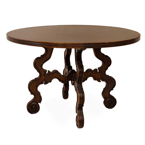 Sub.:40 - Lote: 334 -  Mesa redonda del fabricante Valent� en madera patinada.