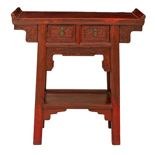 Sub.:42 - Lote: 195 -  Mesa de altar tibetano en madera tallada lacada en rojo.