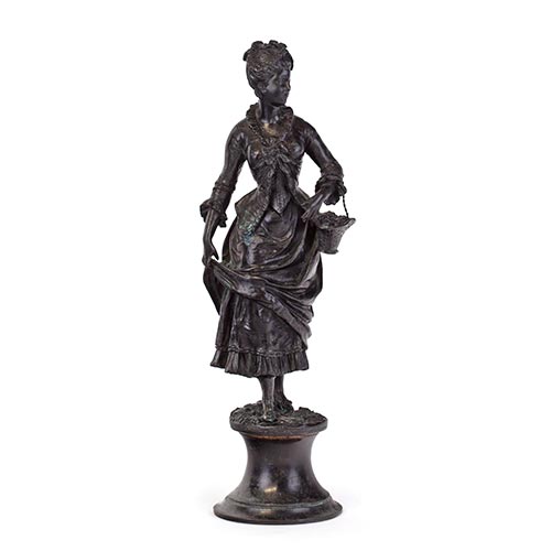 Sub.:5-On - Lote: 313 -  Dama con cesta de flores